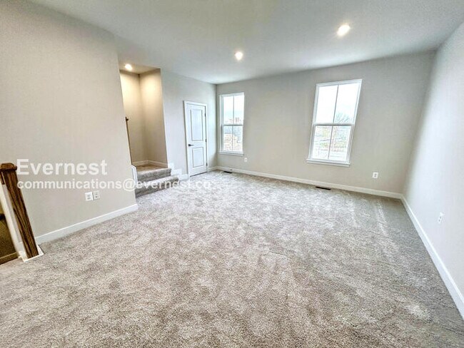 Foto del edificio - PROMO: Get $500 Off First Full Month’s Rent!/3 Bed/2.5 Bath Townhome with Garage / Available Now!