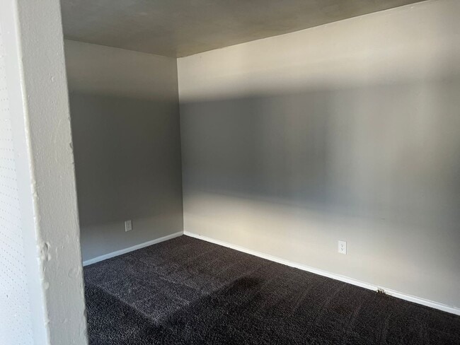 Building Photo - 1216Major
