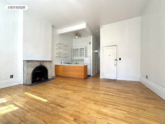 Foto del edificio - 354 W 30th St