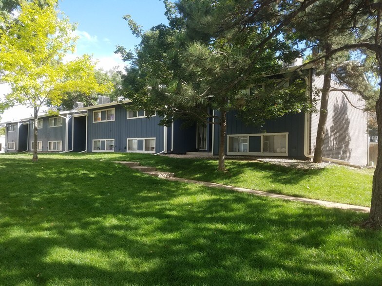 Broadridge Apartments and Townhomes Rentals Littleton, CO