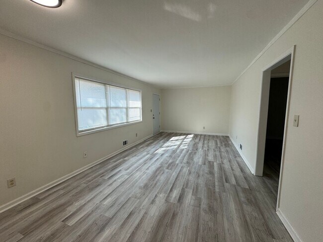 Foto del edificio - 5069 Flint Hill Rd SW