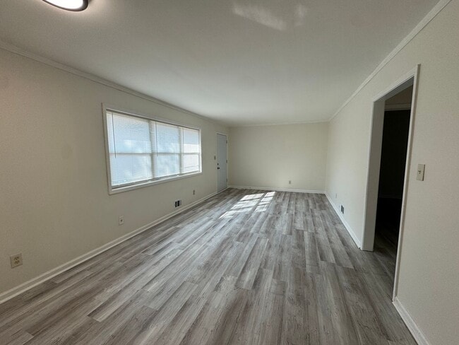 Building Photo - 5069 Flint Hill Rd SW