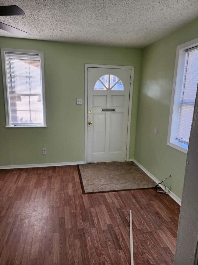Building Photo - 3367 E Tuskegee Cir