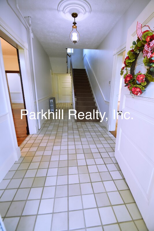 Foto del edificio - 5988 Cherry Valley Rd