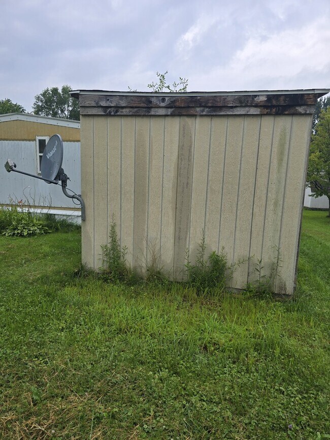 Foto del edificio - 350 Sandy Brook Dr