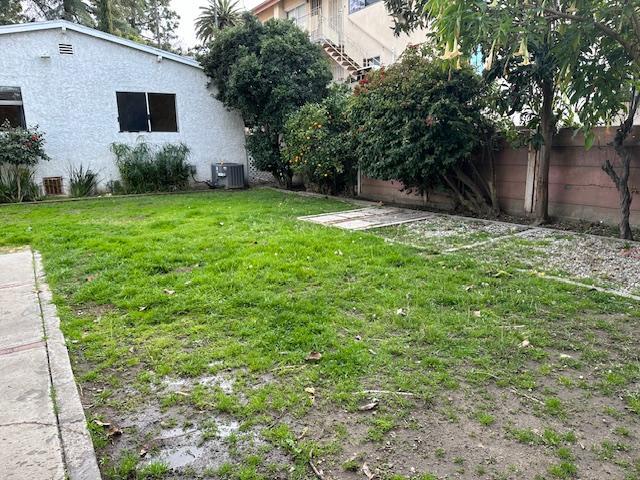 Building Photo - 1373 Hilda Ave