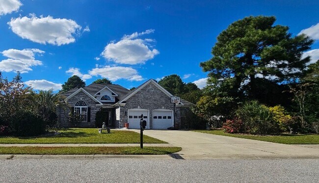 Building Photo - Waterford Plantation Home in Carolina Forest