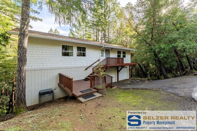 Building Photo - 25053 Robin Cir