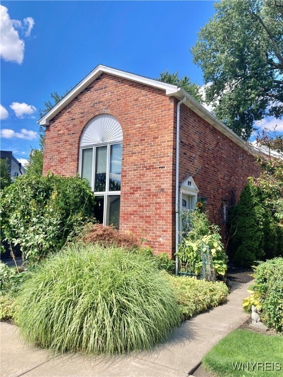 Primary Photo - 89 Johnson Park