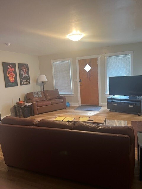 Sala de estar - 9 Hollenden Pl