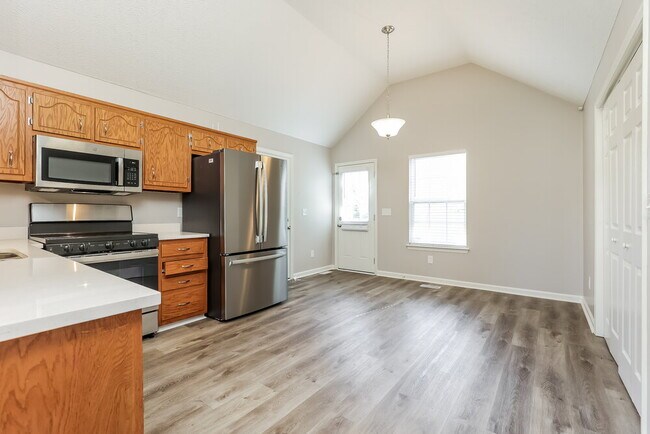 Building Photo - 2718 Lincoya Dr