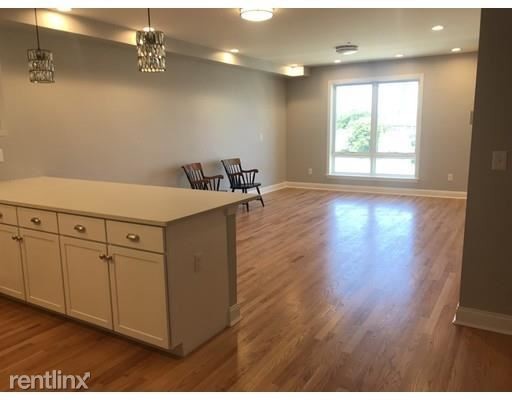 Foto del edificio - 2 br, 2 bath  - 15 Guild St