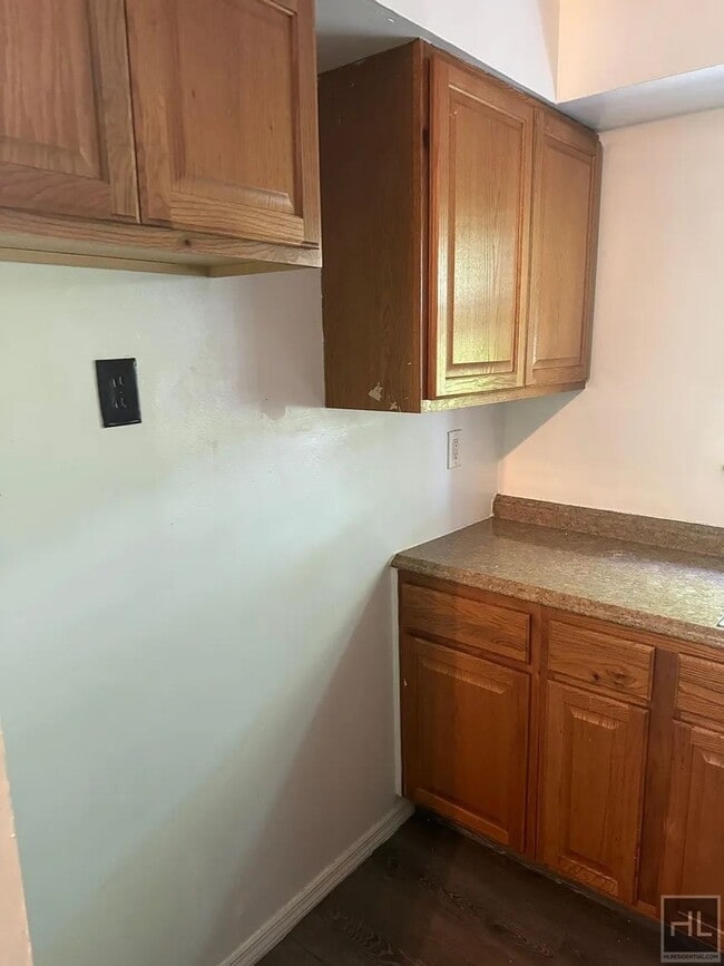 Building Photo - VAN NEST AVENUE