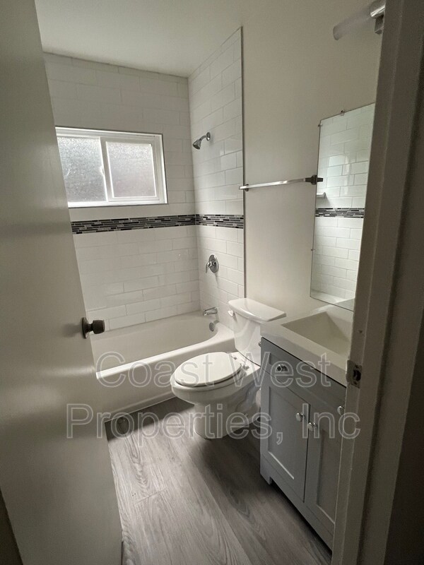 Foto del edificio - 1361 Grand Ave