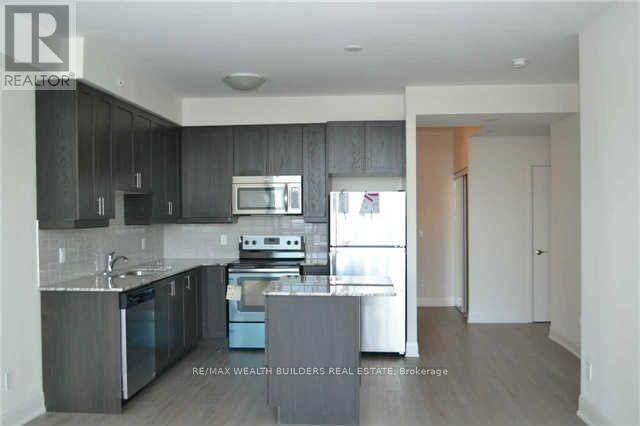 Building Photo - 2900 Hwy 7