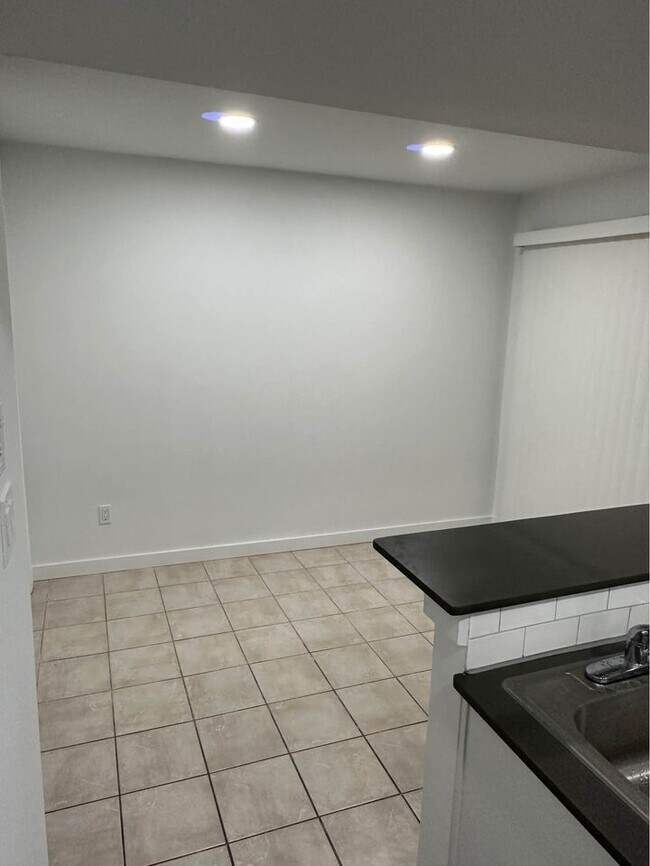 Foto del edificio - 6202 Skyline Dr