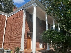 Building Photo - 224 W Trinity Ave
