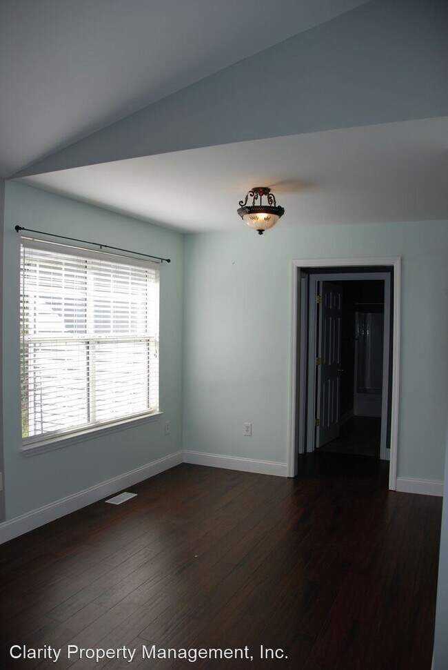 Foto del edificio - 3 br, 2 bath House - 242 Mulberry Lane NE