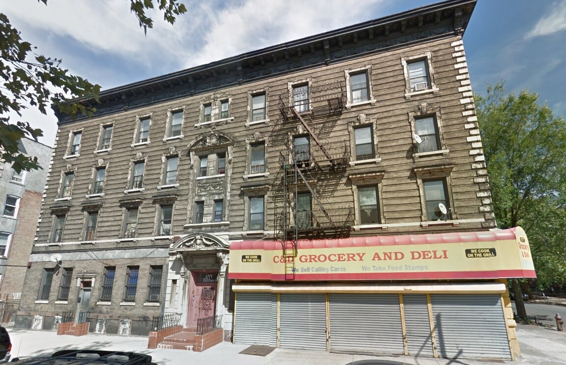 Primary Photo - 177 Patchen Ave