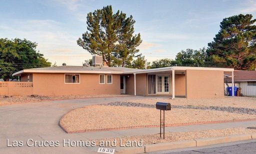 Primary Photo - 1530 Camino del Rex