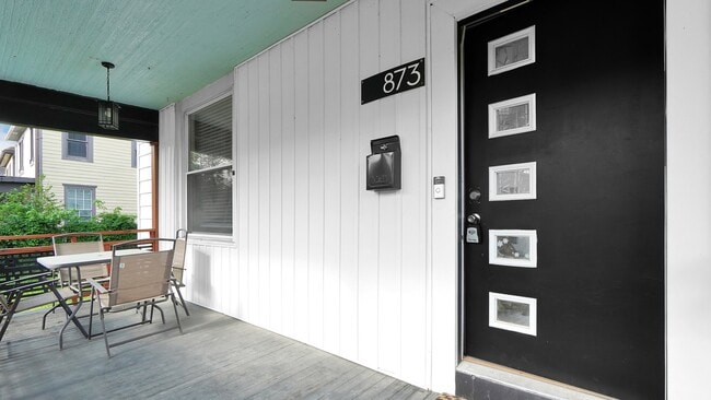 Building Photo - 873 Ellsworth Ave
