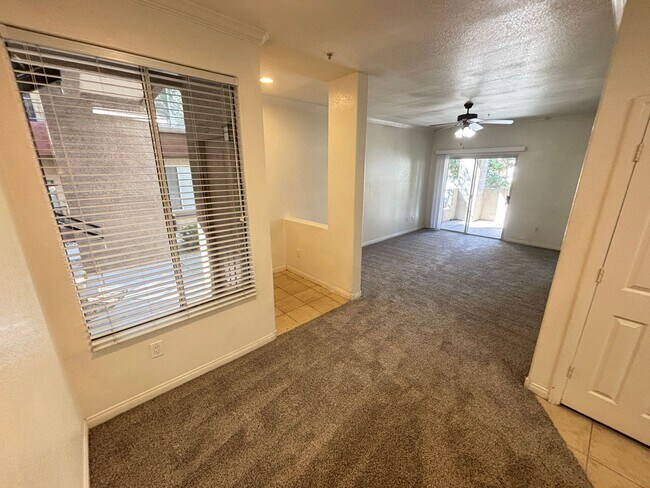 Foto del edificio - Gorgeous 1bed/1bath home nestled in a great area! MOVE IN SPECIAL $300 OFF First Months Rent!