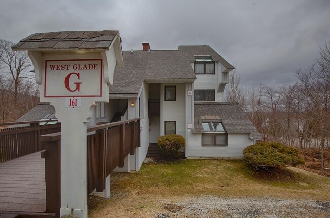 Foto del edificio - 161 W Glade Rd