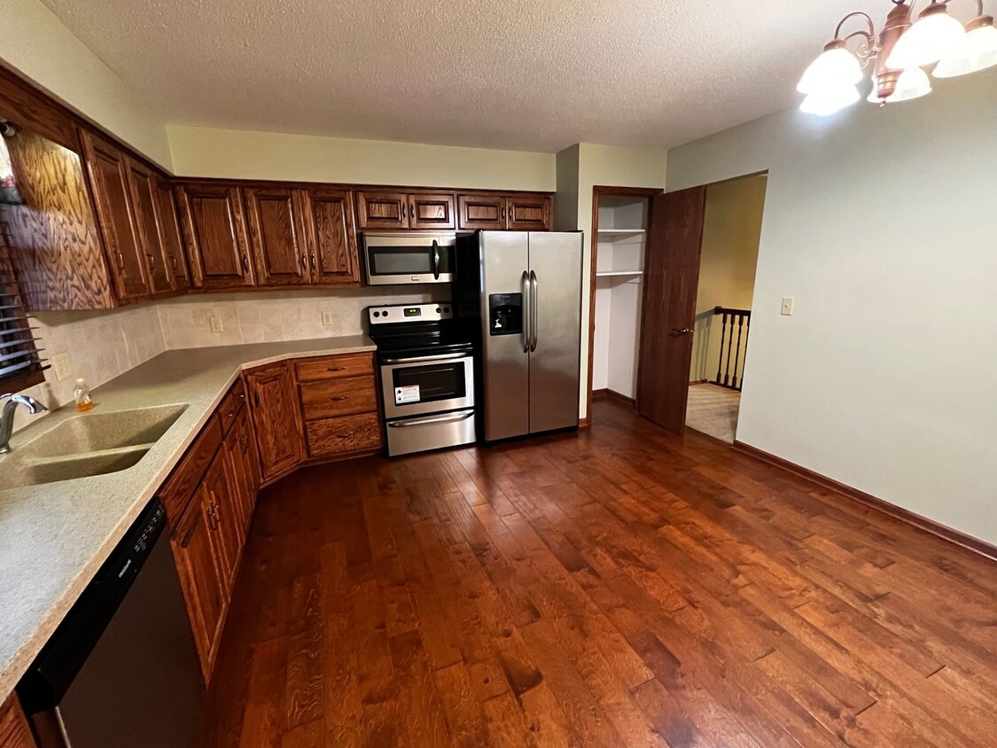 Foto principal - East Council Bluffs, 3 Bedroom 3 Bathroom ...