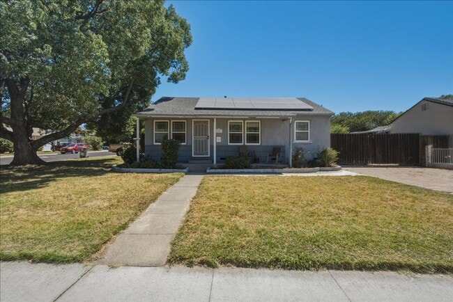 Photo - 601 Poplar Ave Townhome
