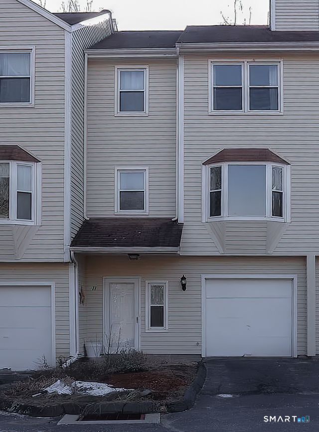 Building Photo - 465 Wolcott St