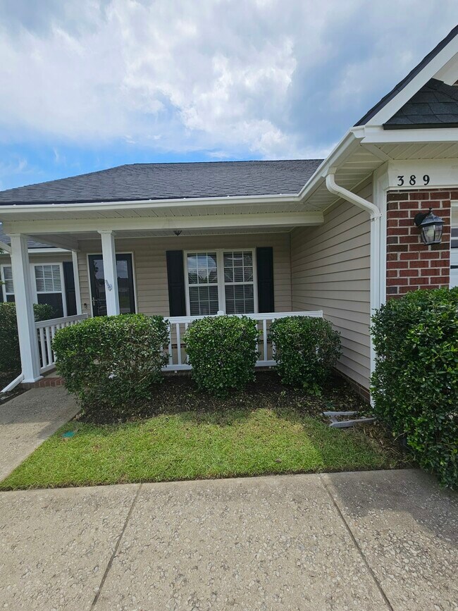 Building Photo - 389 Ivywood Lane