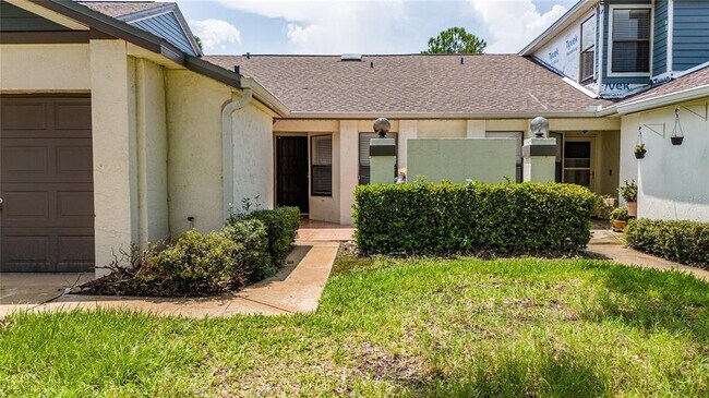 Foto del edificio - 140 Lakepointe Cir