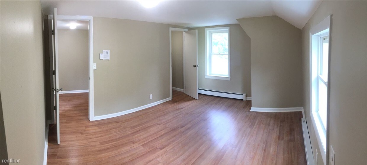 Building Photo - 341 Burton Rd