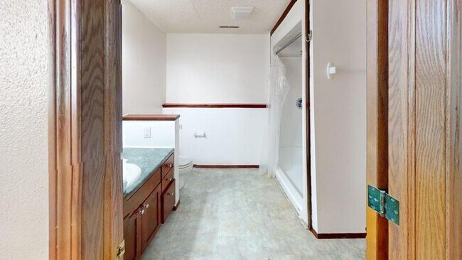 Foto del edificio - 3029 Stonewall Dr