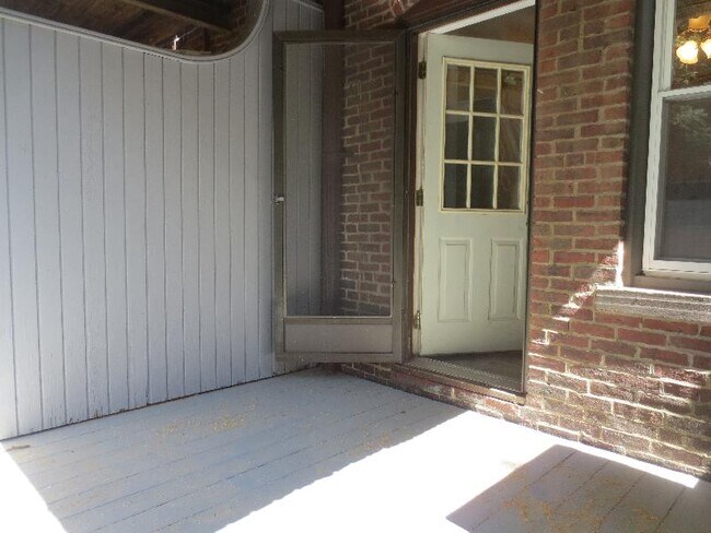 Foto del edificio - 34 Saint Germain St