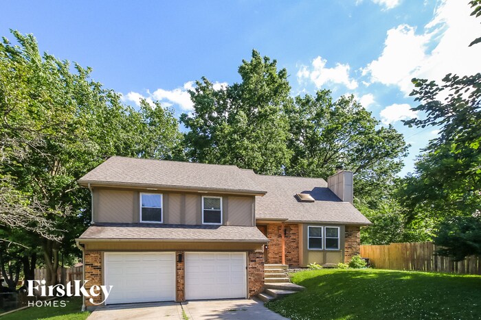 Primary Photo - 5915 NW Caney Creek Dr