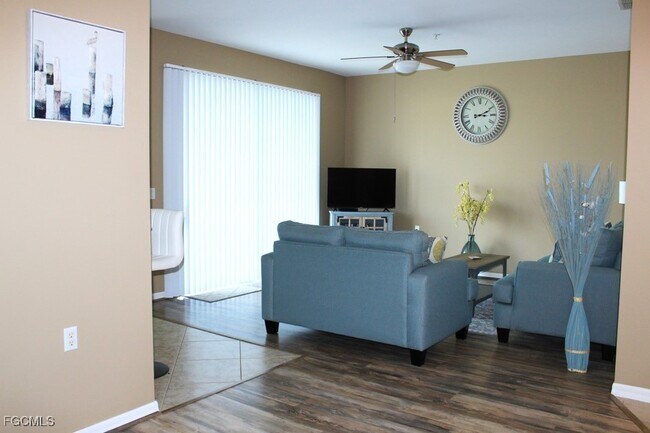 Foto del edificio - 16685 Lake Cir Dr