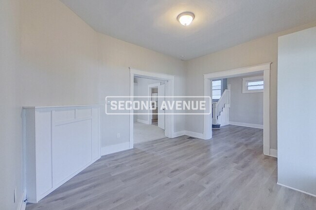 Building Photo - 649 S 41st ST