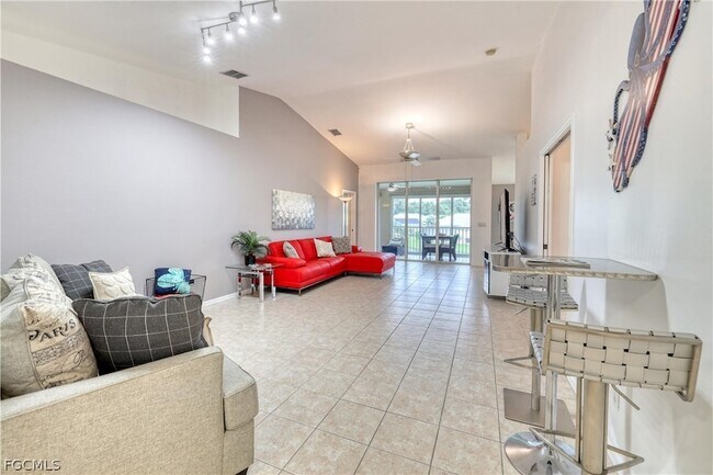 Foto del edificio - 14561 Glen Cove Dr