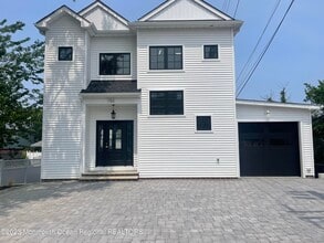 Building Photo - 150 Navesink Ave