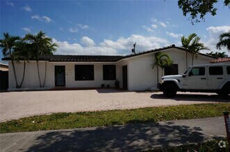 Building Photo - 9220 SW 56th St