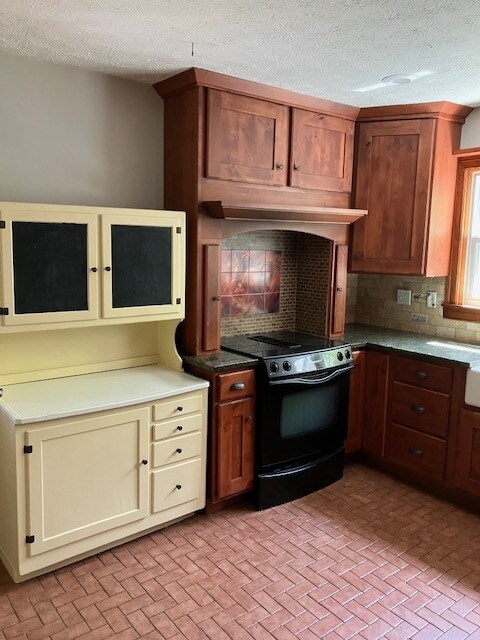 Foto del edificio - 32 Banner Farm Rd