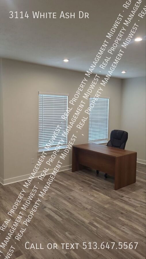 Foto del edificio - 3114 White Ash Dr
