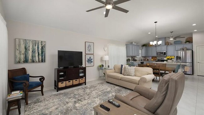 Foto del edificio - Family Ready Elegant Home in Mission!