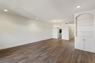 Building Photo - 13228 Trail Hollow Dr