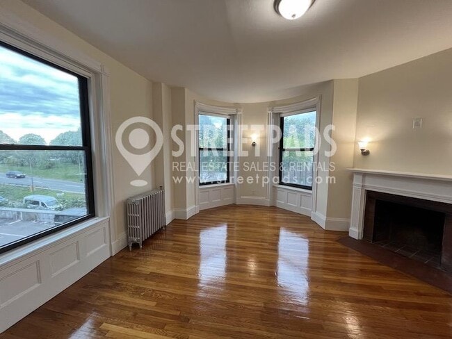 Building Photo - 1 bedroom in Boston MA 02115
