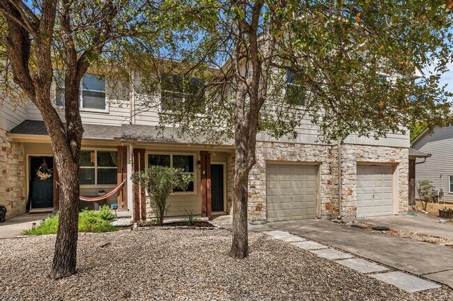 Foto del edificio - 512 Eberhart Ln