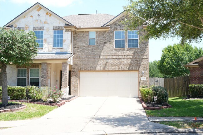 Building Photo - 6306 Bain Dr