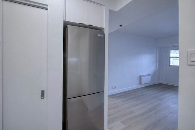 Building Photo - 3455 Rue Aylmer