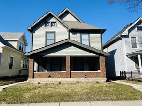 Building Photo - 734 Orange St